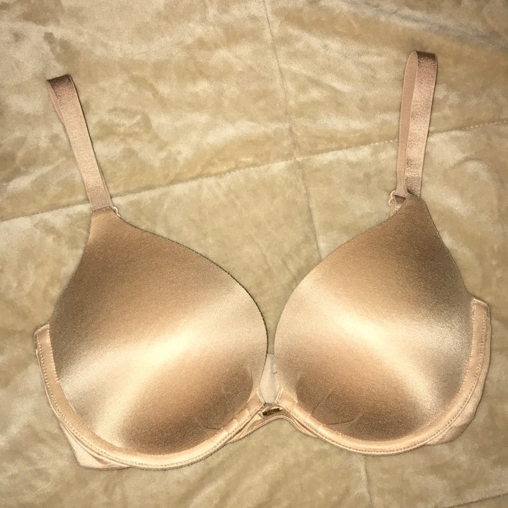 🎉Victoria’s Secret Plunge Bra 32DD Nude